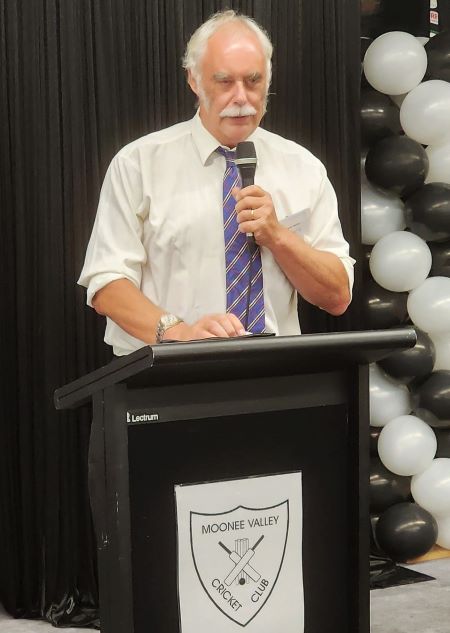 President Charlie Walker gives the closing address to the formalities of the night.