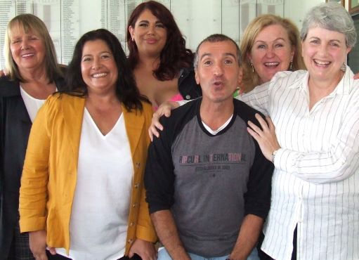 Jim Polondis with some of the women who played with his late wife Tien - L-R Adele Walker, Natalie Demarte, Tanya Intagliata, Jenny O'Brien and Nicole McLachlan.